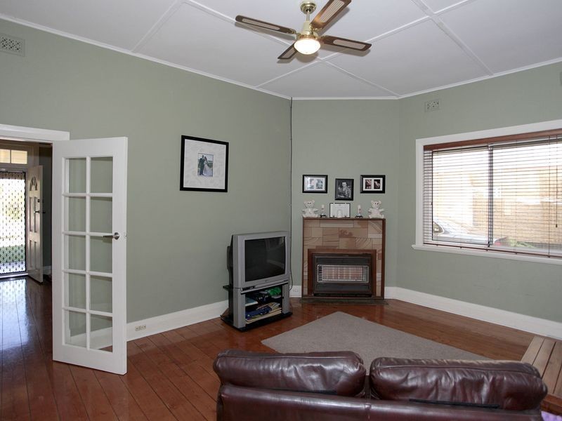 3 Laurel Street, Pennington SA 5013