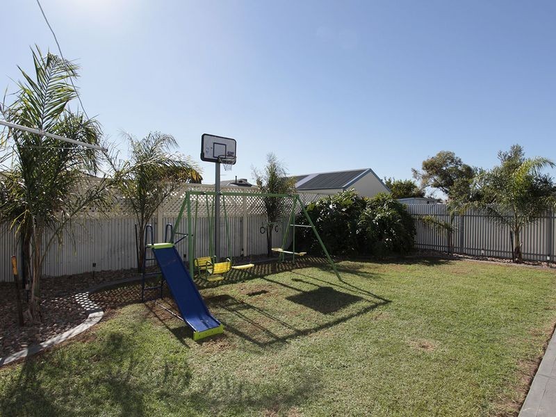3 Laurel Street, Pennington SA 5013