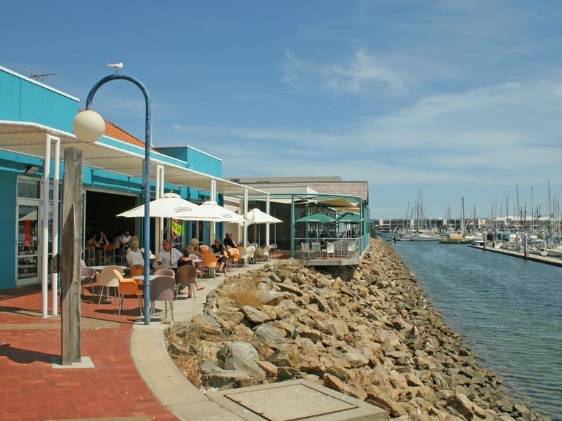 12 Furniss Court, Osborne SA 5017