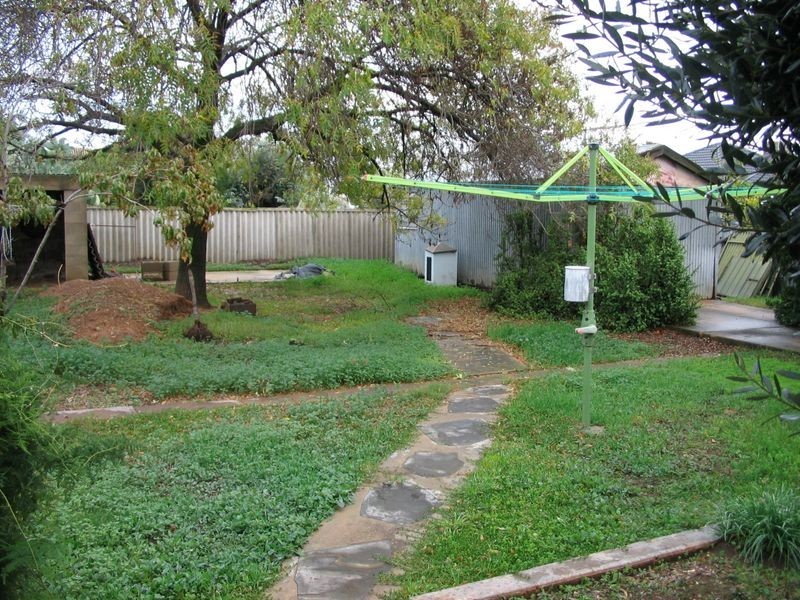 9 Ruby Avenue, Seaton SA 5023