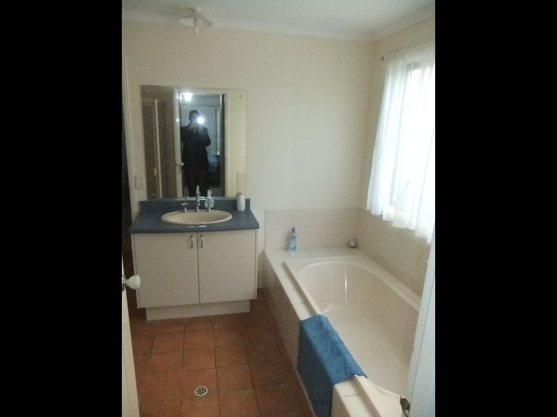 13 Rowe Circuit, Walkley Heights SA 5098