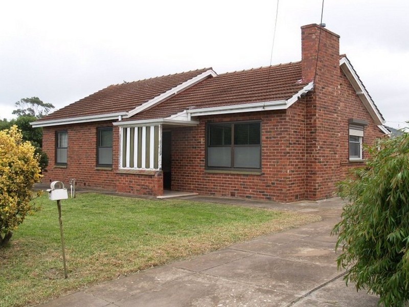 4 Weston Street, West Beach SA 5024