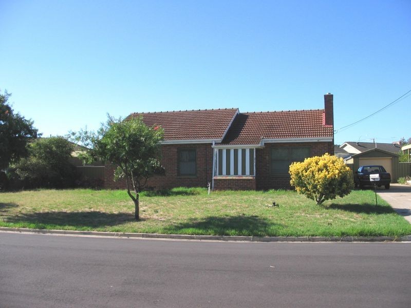 4 Weston Street, West Beach SA 5024