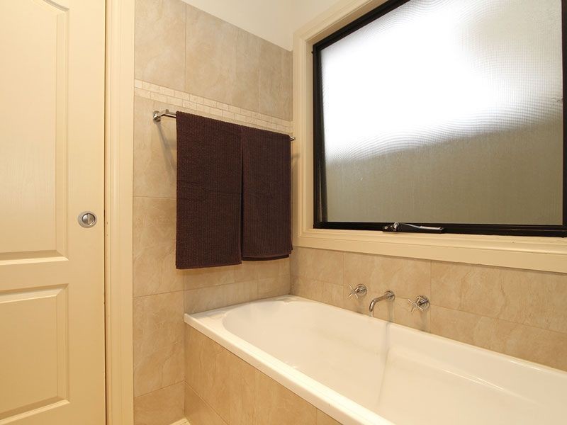 10 Arkaba Road, Kilkenny SA 5009