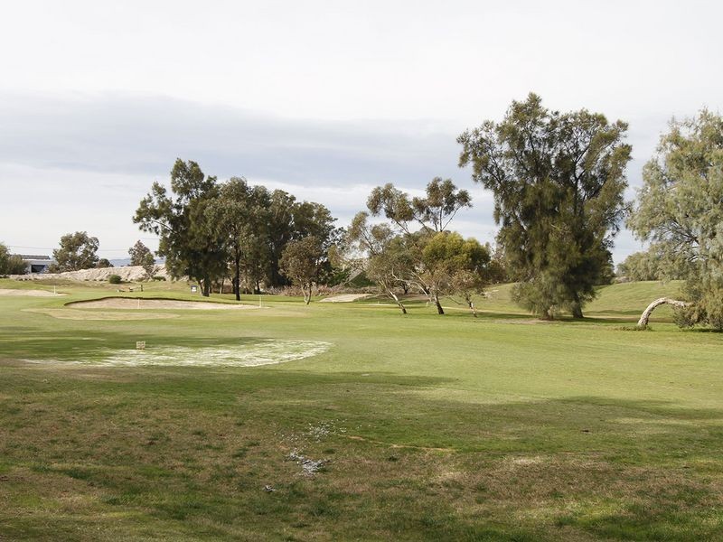 96 Lochside Drive, West Lakes SA 5021