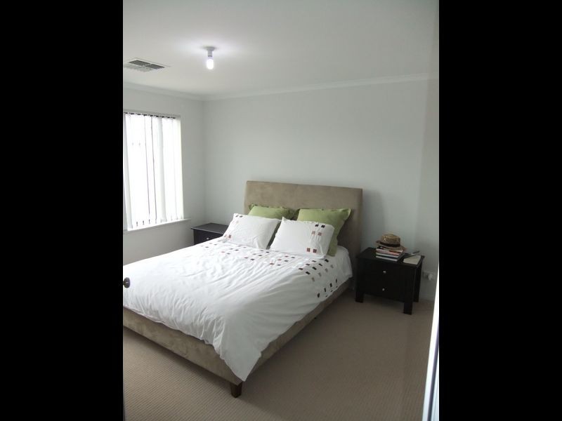 13 Yellow Gum Avenue, Athol Park SA 5012