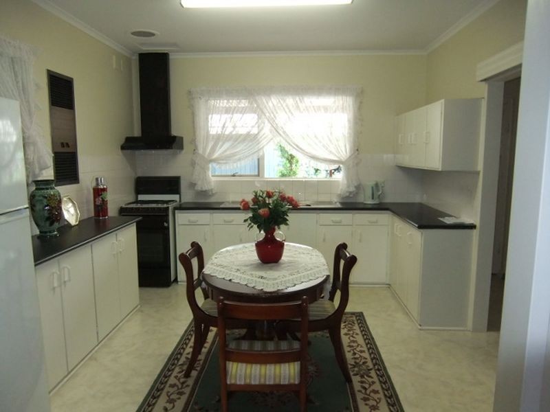 18 Avro Avenue, Hendon SA 5014