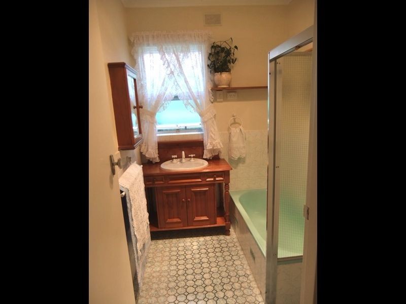 18 Avro Avenue, Hendon SA 5014