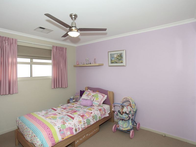 11 Wayne Avenue, Fulham Gardens SA 5024