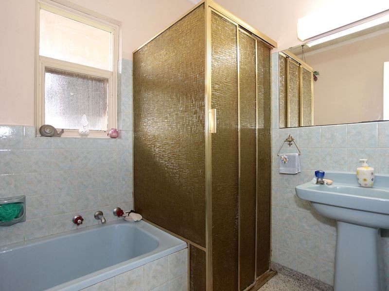 18 Charles Veale Drive, West Beach SA 5024