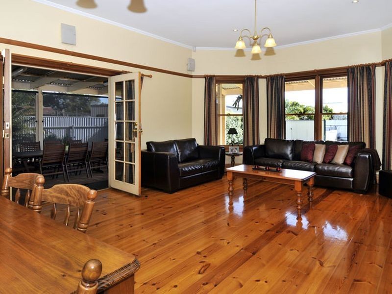 12 Liberton Avenue, Croydon Park SA 5008