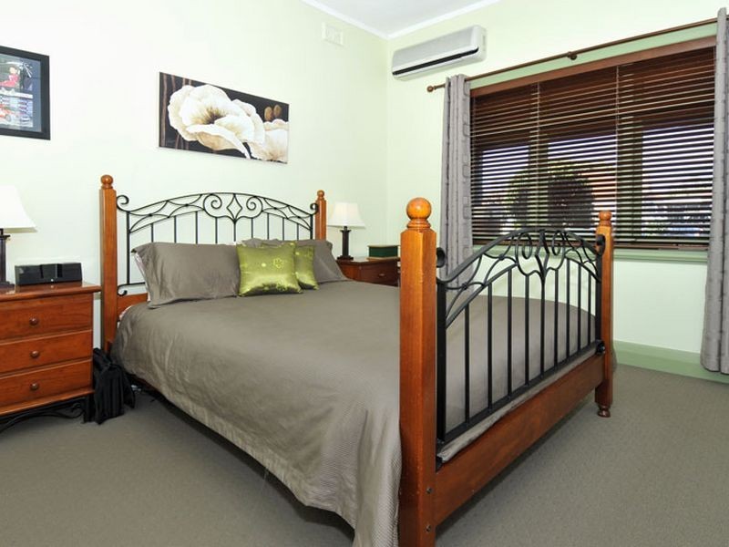 12 Liberton Avenue, Croydon Park SA 5008