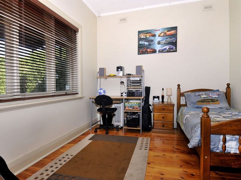 12 Liberton Avenue, Croydon Park SA 5008