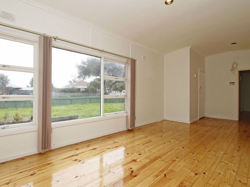 27 Lowana Terrace, Taperoo SA 5017