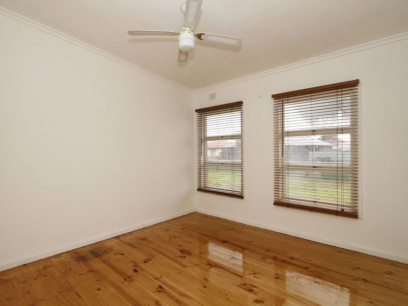 27 Lowana Terrace, Taperoo SA 5017