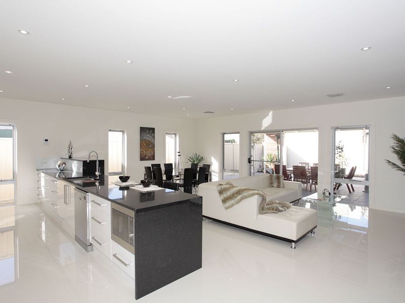 15 Wilford Avenue, Seaton SA 5023