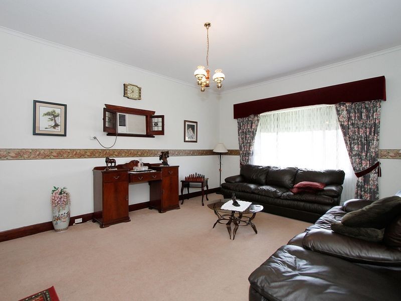 1 Fifth Avenue, Cheltenham SA 5014