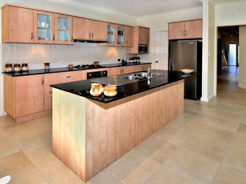 14A Beeston Way, West Lakes SA 5021