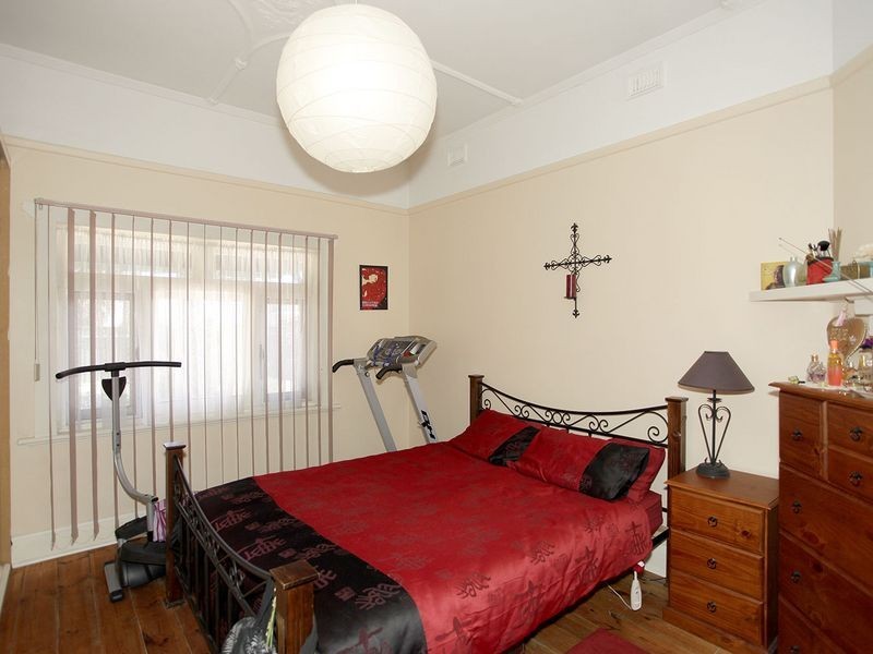 30 Webb Street, Queenstown SA 5014