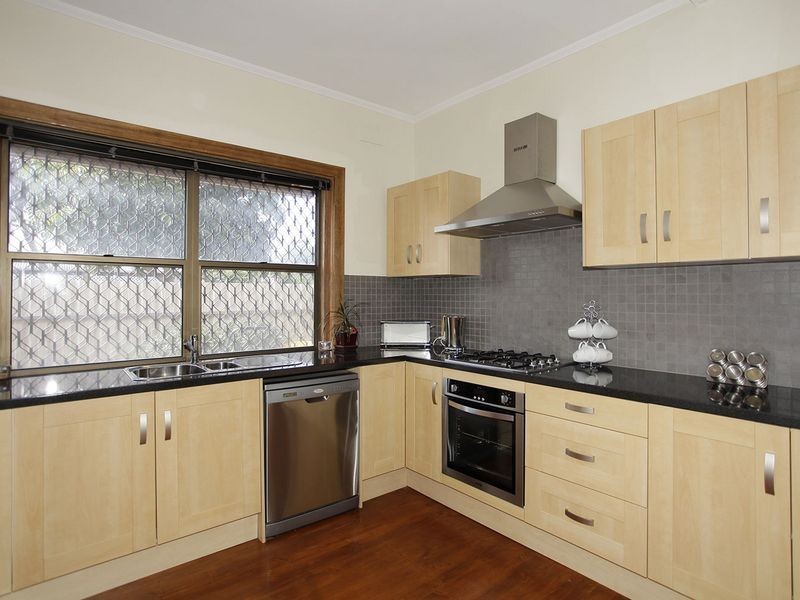 62 Oval Avenue, Woodville South SA 5011