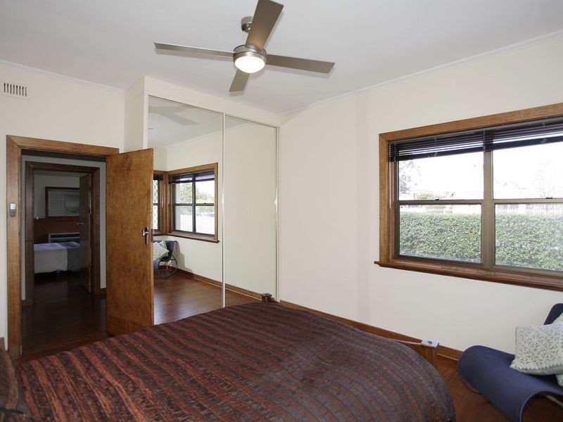 62 Oval Avenue, Woodville South SA 5011