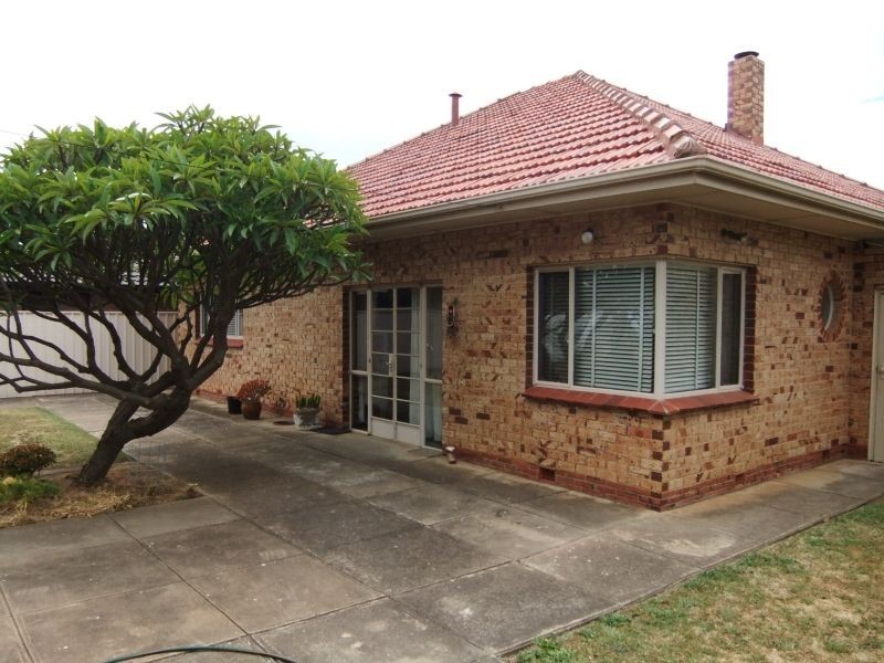 8 Lincoln Avenue, Fulham Gardens SA 5024