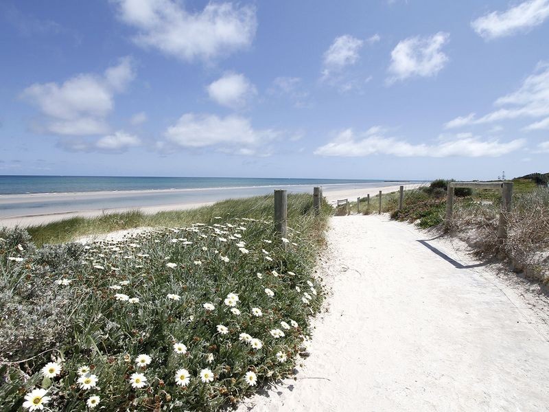 3 Ulah Place, Semaphore Park SA 5019