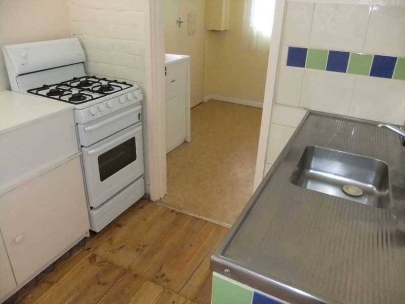 8 Ward Street, Pennington SA 5013