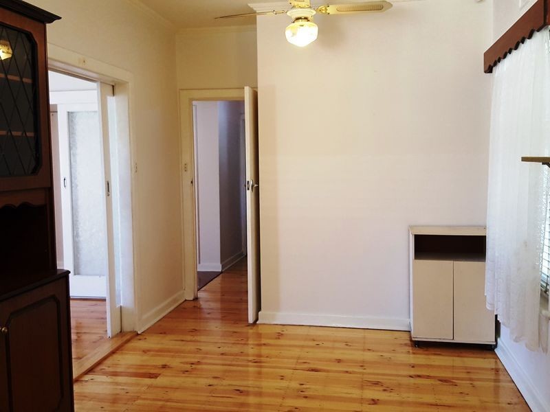 7 Second Avenue, Woodville Gardens SA 5012