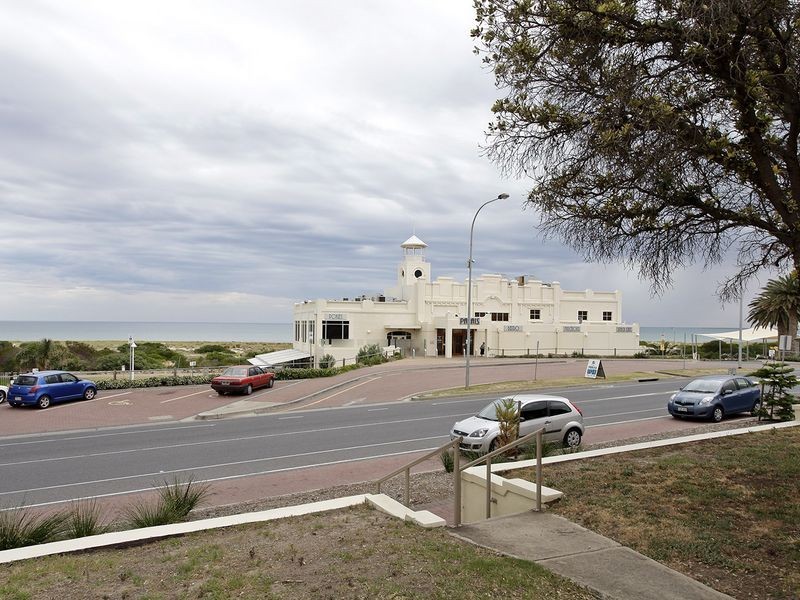 18/86-87 Esplanade, Semaphore SA 5019