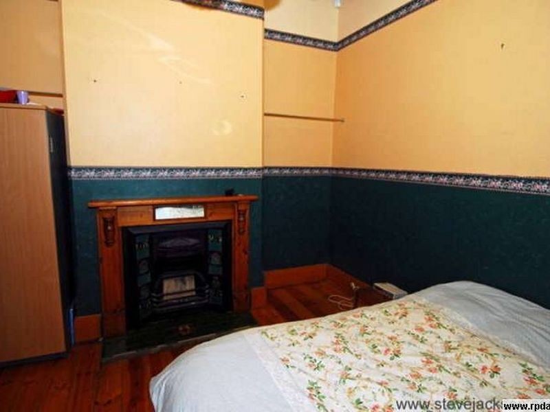 6 Burleigh Avenue, Pennington SA 5013