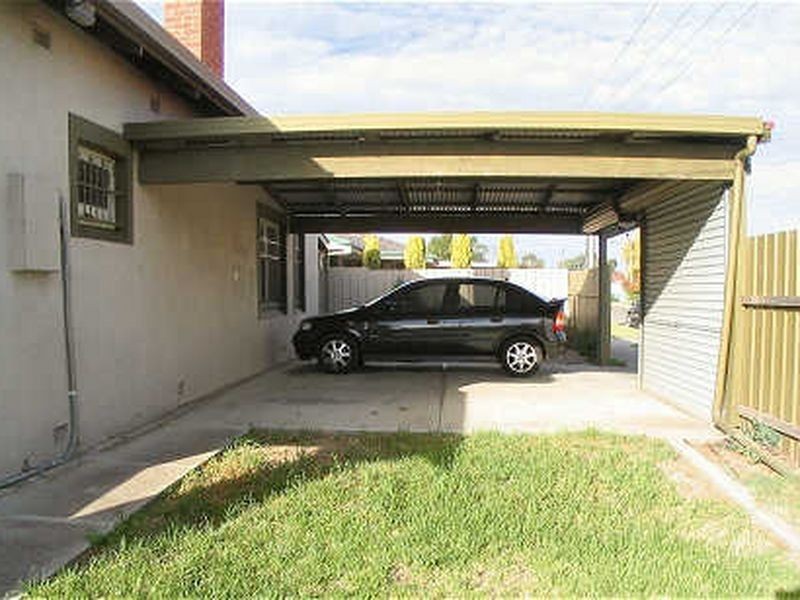 237 Tapleys Hill Road, Seaton SA 5023