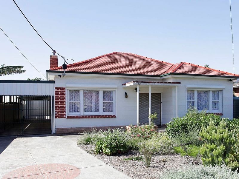 10 Auburn Crescent, Croydon Park SA 5008
