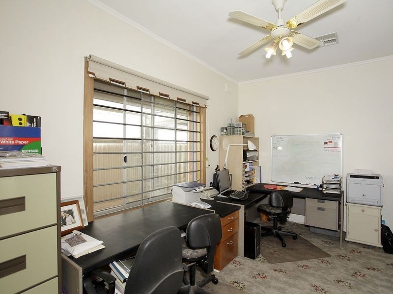 10 Auburn Crescent, Croydon Park SA 5008