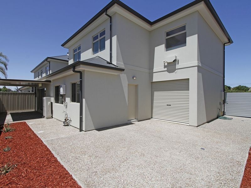 21 Nambour Crescent, West Lakes Shore SA 5020