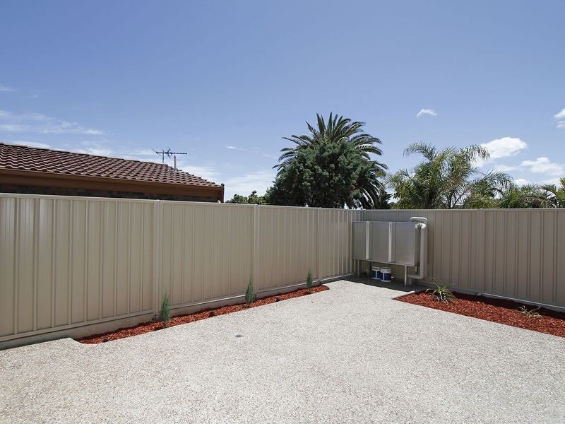 21 Nambour Crescent, West Lakes Shore SA 5020