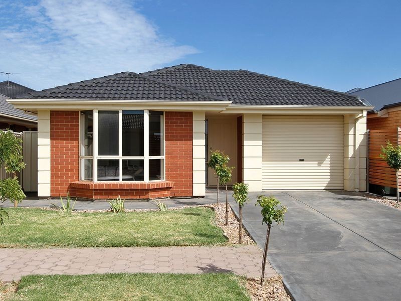 8 Tahlia Court, Parafield Gardens SA 5107