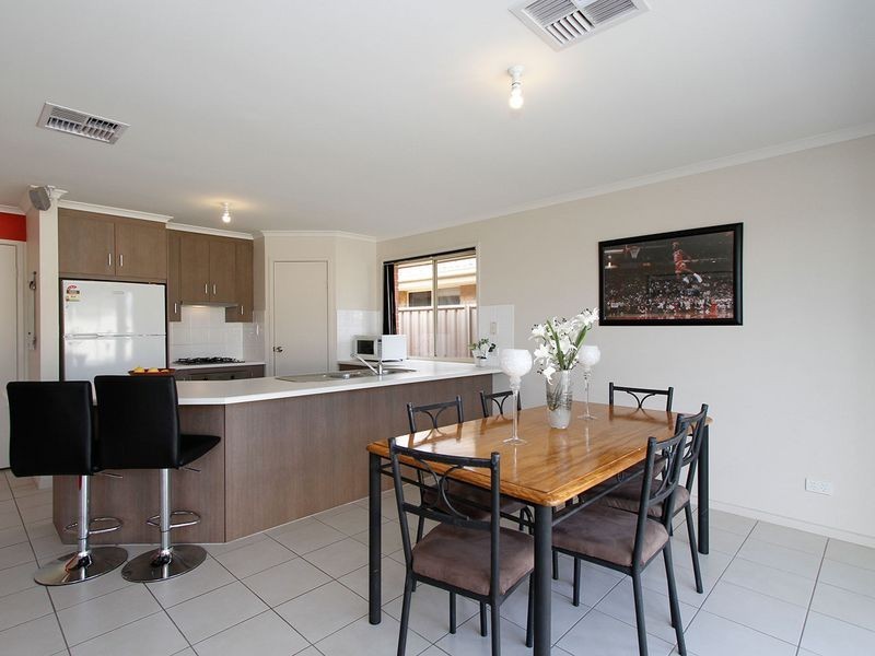 8 Tahlia Court, Parafield Gardens SA 5107