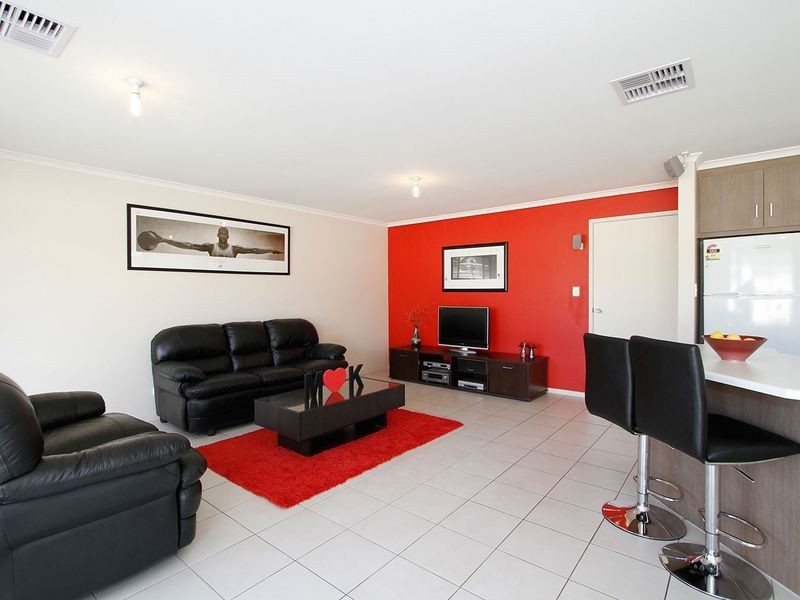 8 Tahlia Court, Parafield Gardens SA 5107