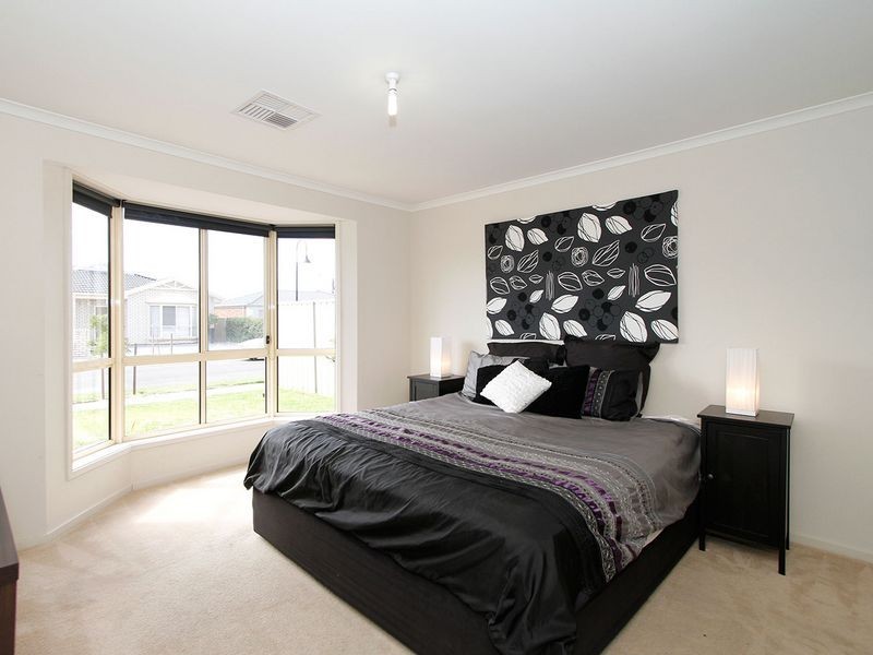 8 Tahlia Court, Parafield Gardens SA 5107