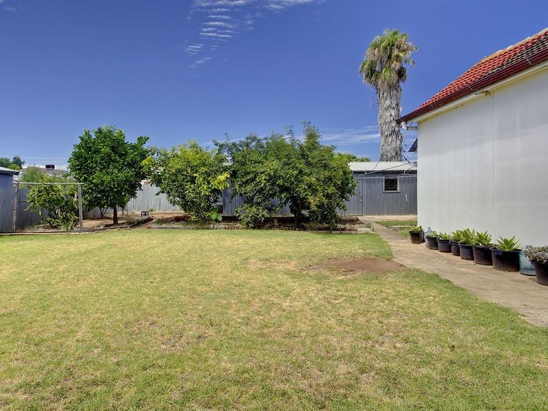 5 Seventh Avenue, Woodville Gardens SA 5012