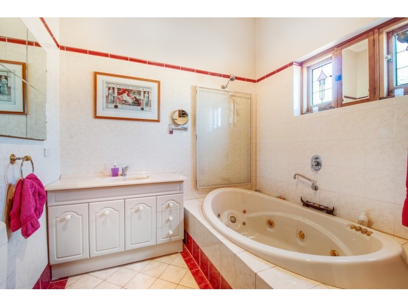 16 Gemmell Street, Beverley SA 5009