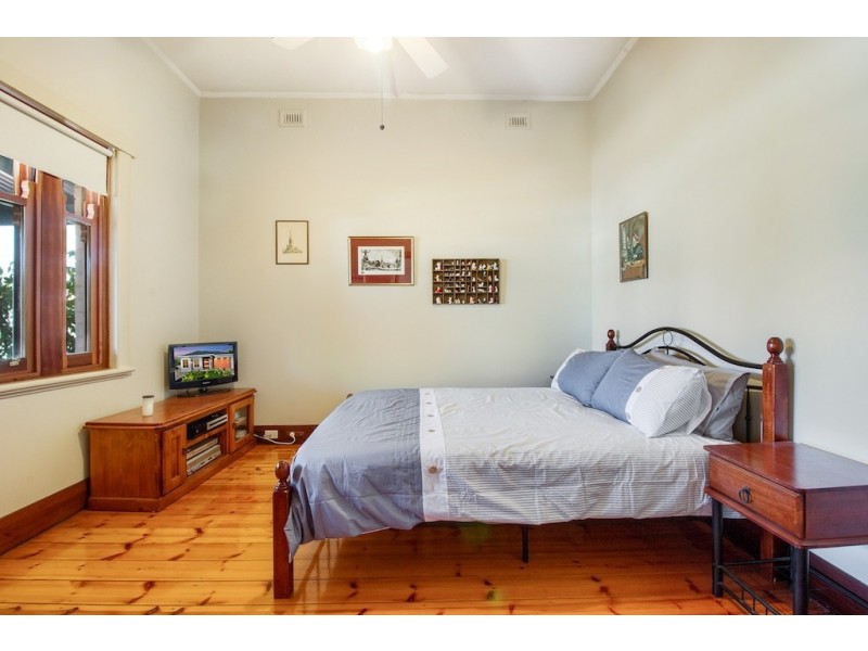 16 Gemmell Street, Beverley SA 5009