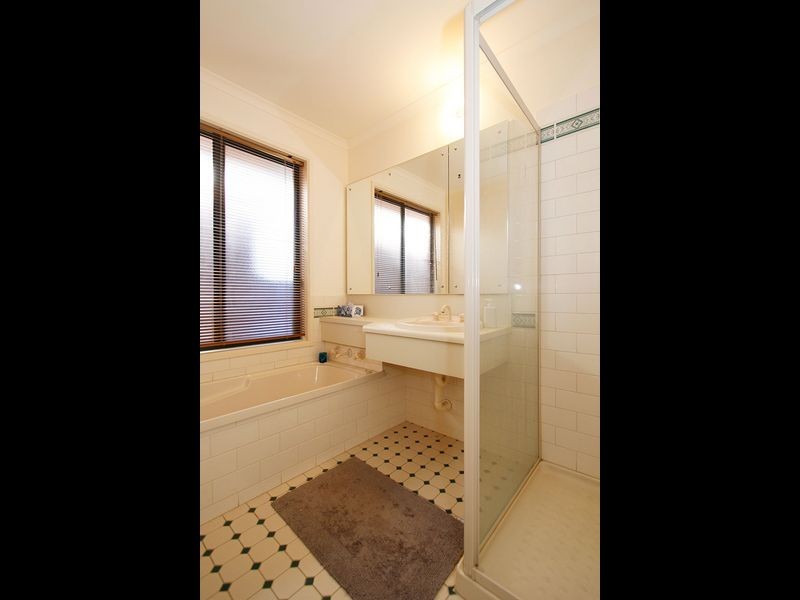 1A Glenrowan Road, Woodville South SA 5011