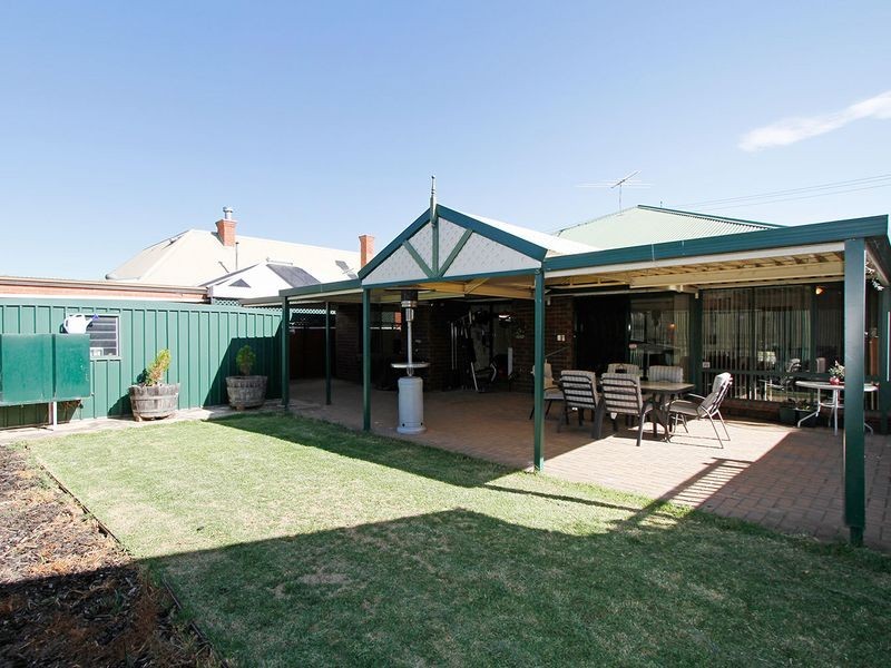 1A Glenrowan Road, Woodville South SA 5011