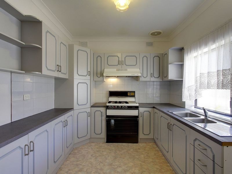19 McNicol Terrace, Rosewater SA 5013