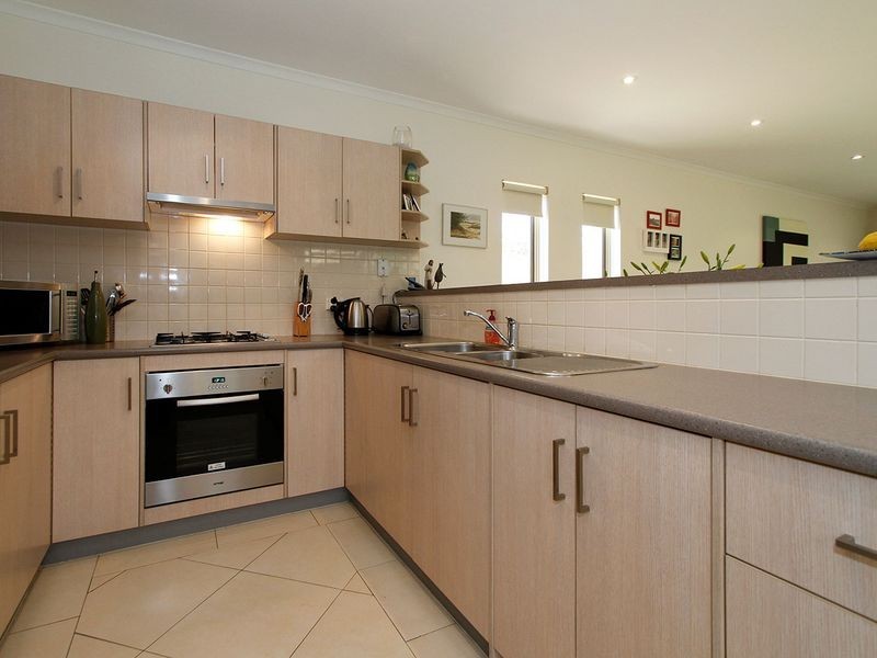 42 Claughton Road, Largs Bay SA 5016
