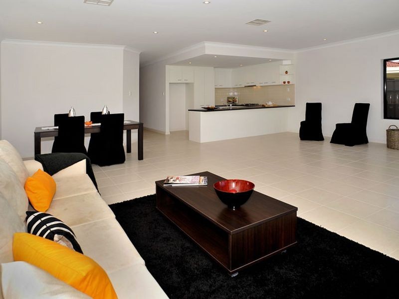 16 Kinross Avenue, Seaton SA 5023