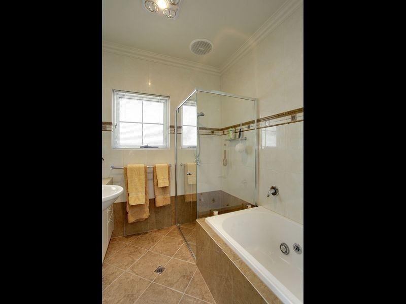 8a Bucknall Court, Tennyson SA 5022