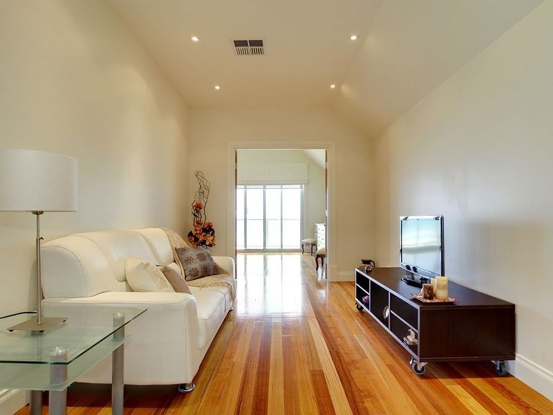 8a Bucknall Court, Tennyson SA 5022